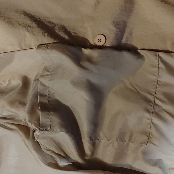 NWT Intermission Tan Trench Coat Size Medium - Picture 14 of 14